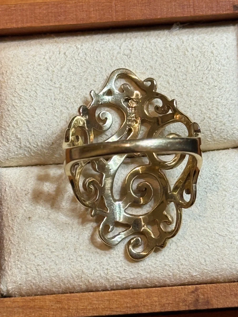 James Avery Sorrento  Long 14k Gold Swirl Filigree Ring Sz.8